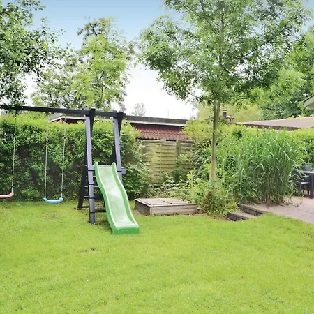 Dom wakacyjny Awesome In W/ 2 Bedrooms *